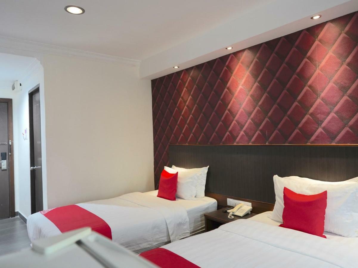 Oyo 43987 Season Inn Bintulu Zewnętrze zdjęcie