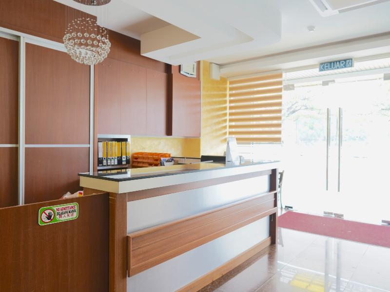 Oyo 43987 Season Inn Bintulu Zewnętrze zdjęcie